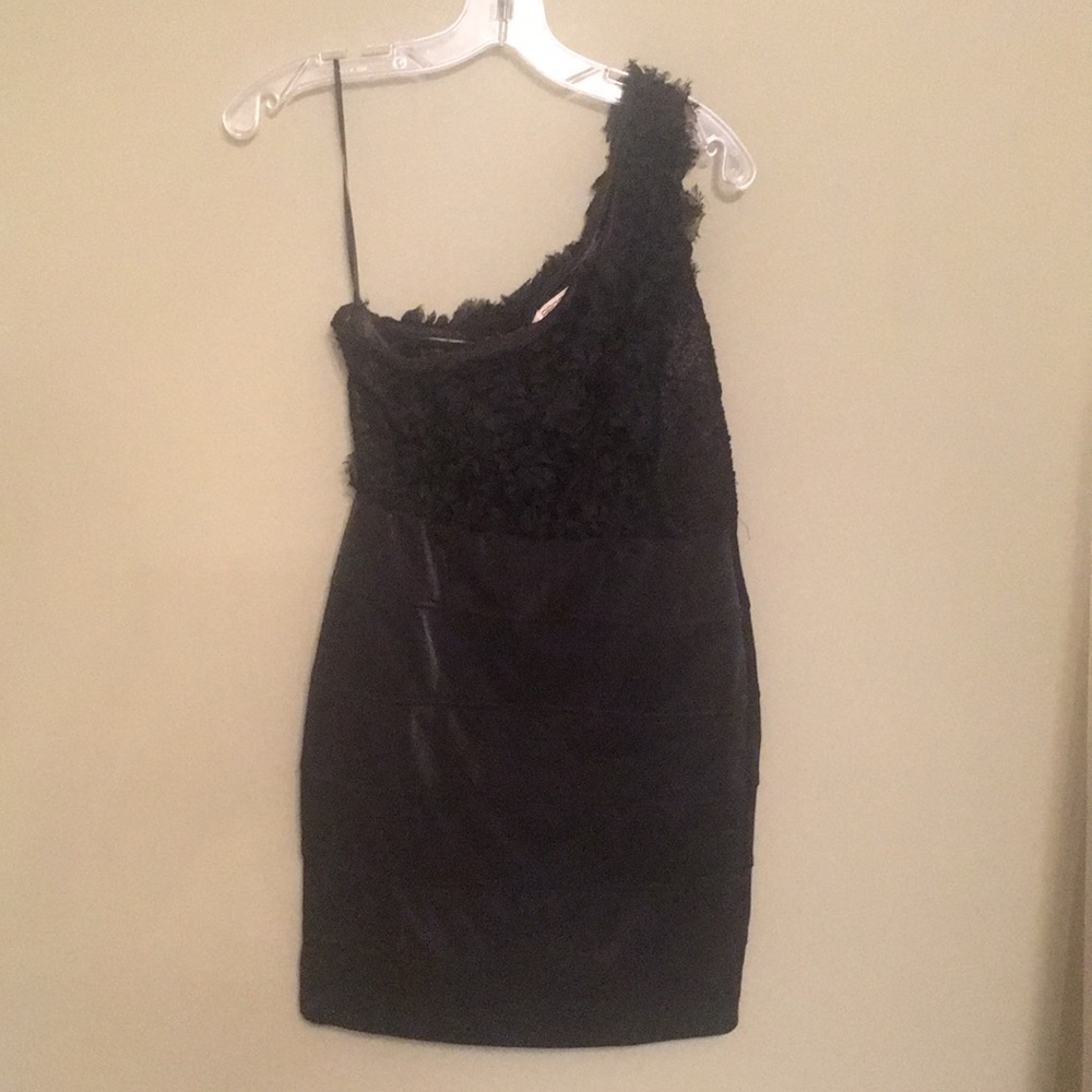 Arden B cocktail dress